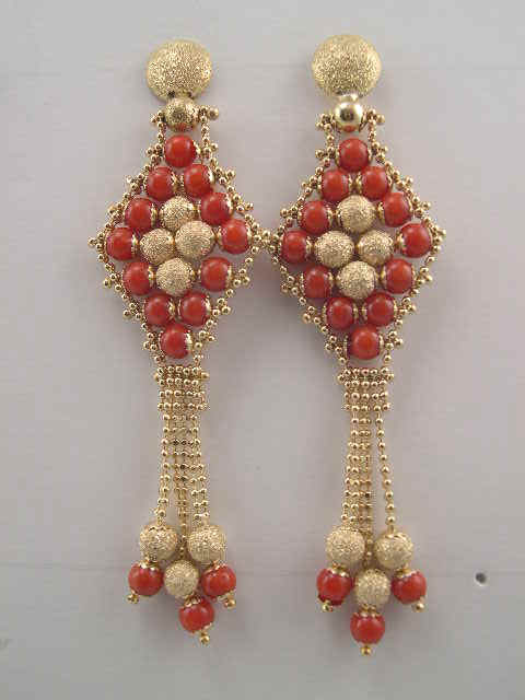 Gold Coral Jewelry - Elegant Necklaces, Earrings and Pendants